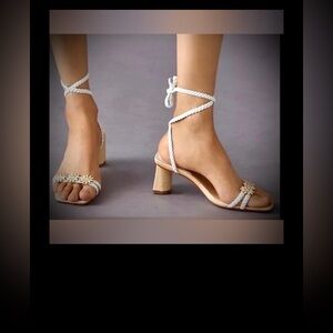 Schutz Hina Heeled Sandals Raffia & Leather with Daisy Floral Accents size 5